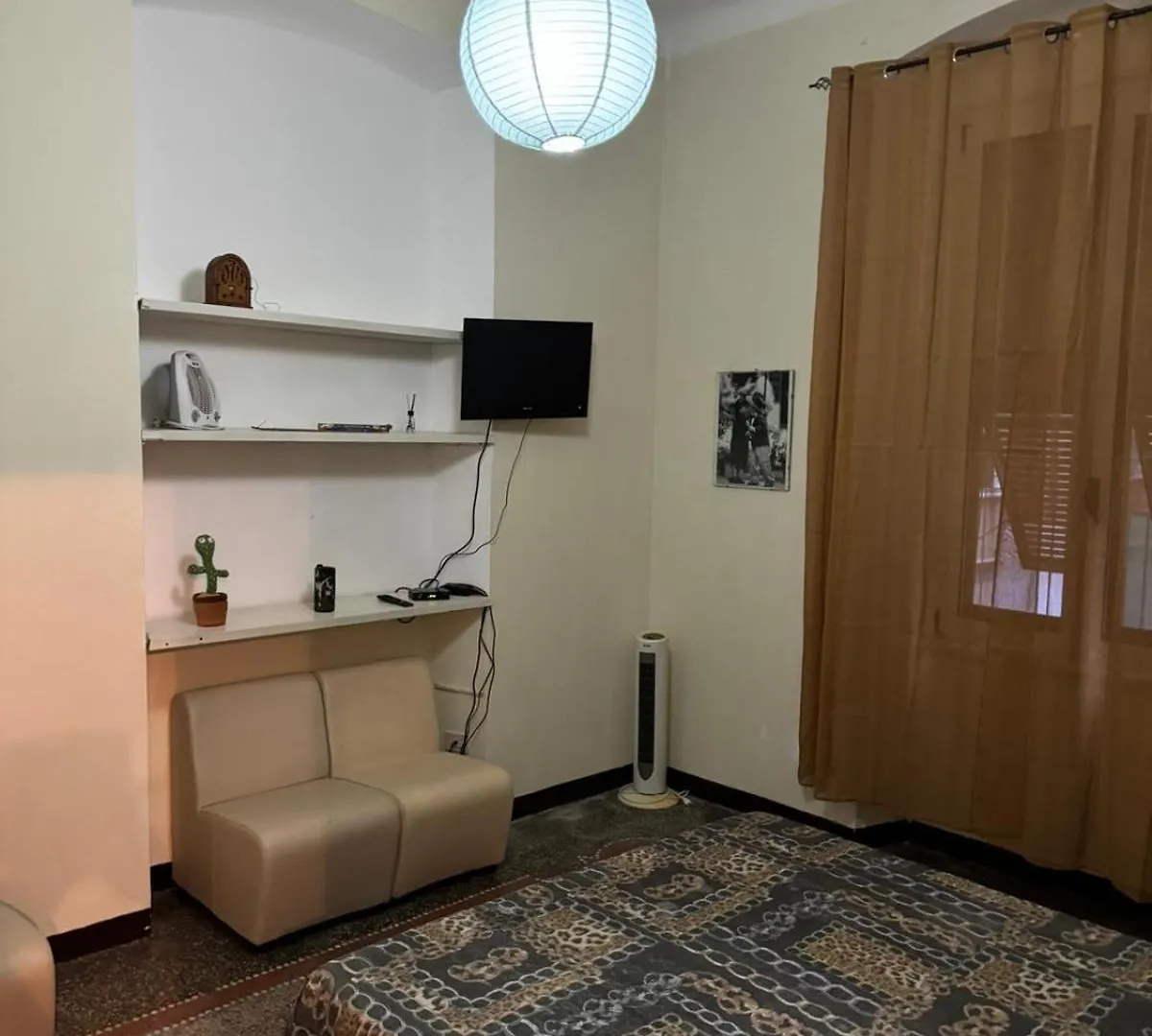 Casa Lorena Rapallo 0*,